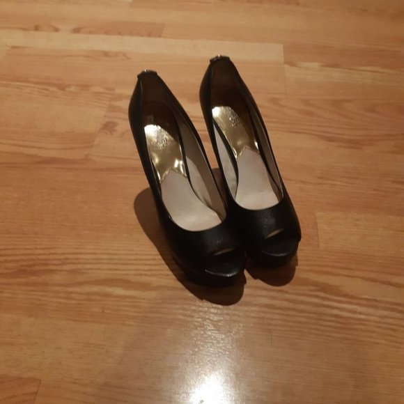Michael Kors Stilettos - Picture 1 of 4
